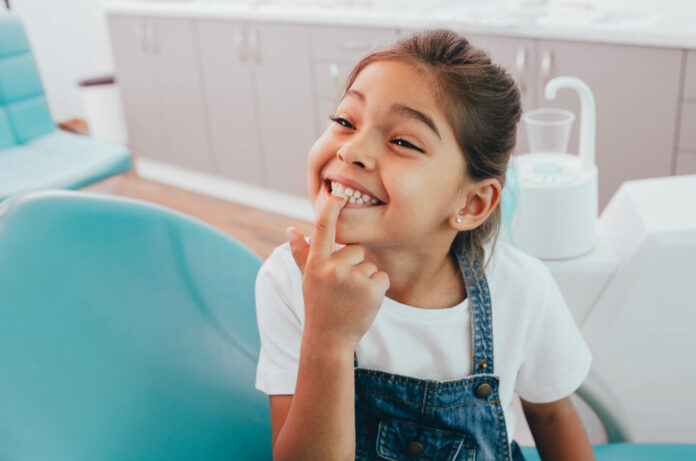 Jaki powinien być dobry dentysta dla dzieci i dorosłych