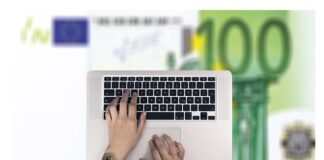 Ile zarabia specjalista od marketingu internetowego?